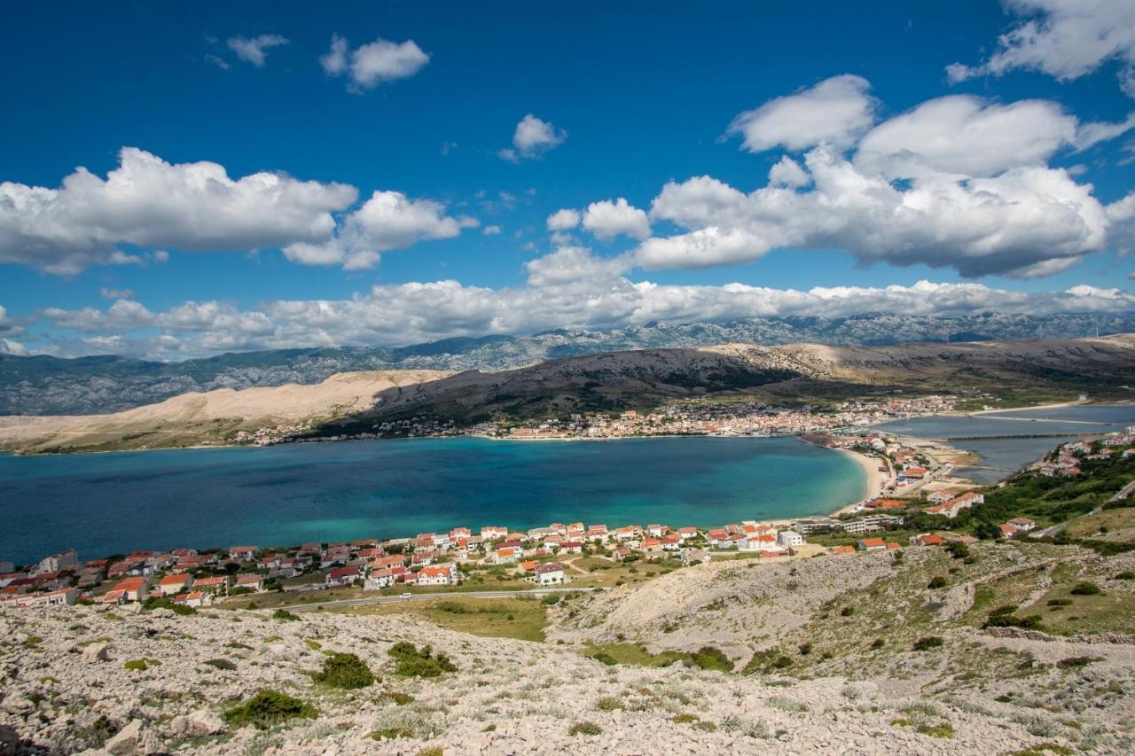 Private Holliday Apartment Pag Town Esterno foto